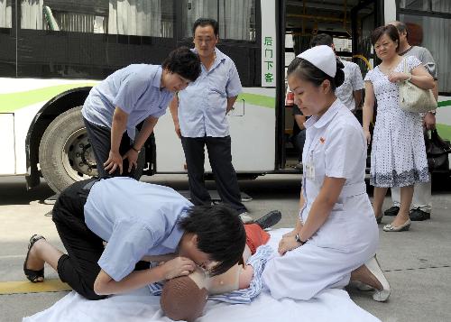 �ķθ���ģ����